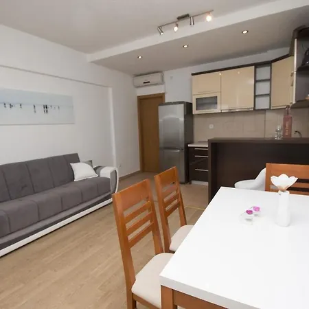 Pisak 5154d Apartment Mimice
